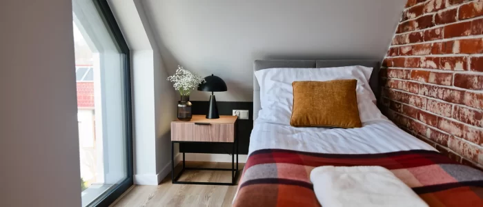 Apartment for 11 - main bedroom - single bed